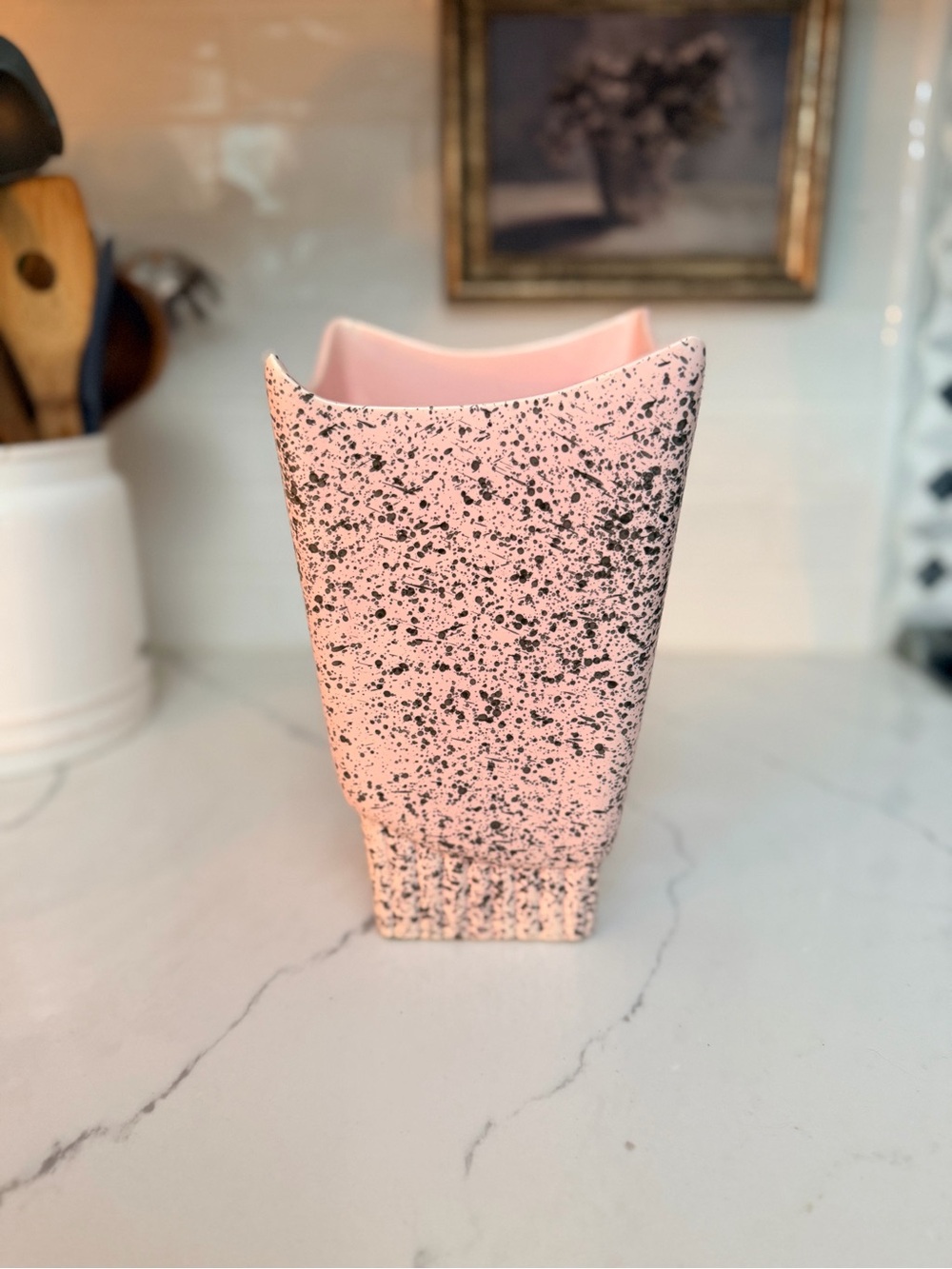 Atomic Pink speckled Decorative Vase